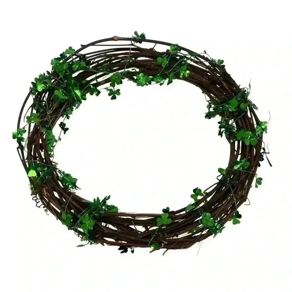 ST. PATRICK’S DAY FOUR LEAF CLOVER GRAPE VINE HOLIDAY WREATH DECORATION - Picture 1 of 6